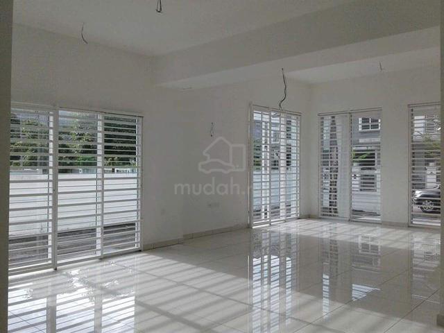 CORNER Double Storey Semi D | Verona 32 Teluk Kumbar 1