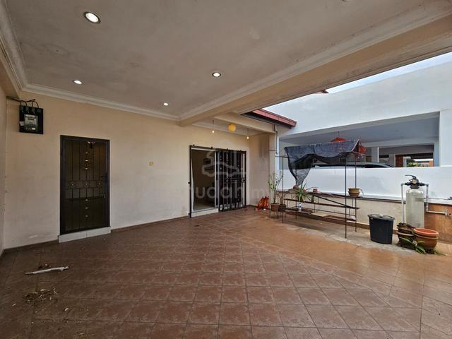 FREEHOLD Double Storey Terrace House Batu Berendam 4 bedroom 1