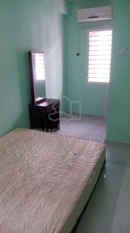 Fully furnished room with private bathroom 1