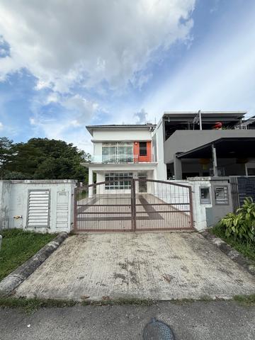 Perling Uda utama 2 Storey End Lot with Land 1