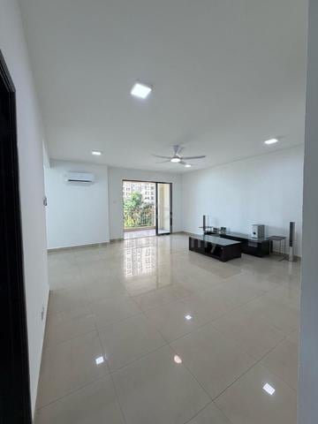 Royal Domain Sri Putramas 2 1