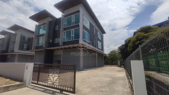 Angco Industrial Park | Semi detached | Warehouse | Inanam | Kolombong 1