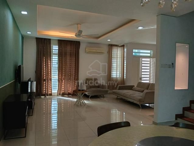 Near Beach 2.5-Storey Fully Furnished Link House @ Shamrock Beach PEN 1
