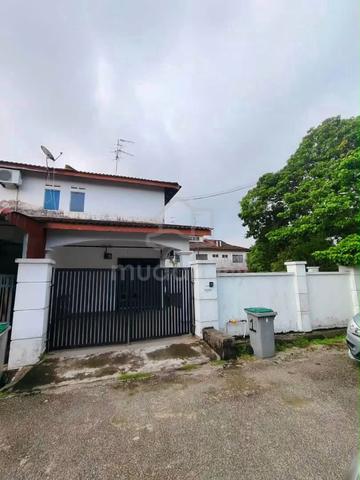 CORNER LOT Double Storey Terrace House 1