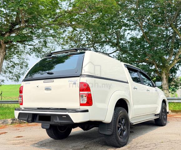Toyota Hilux 2.5 G TRD Sportivo(A)Canopy NoOffRoad - 2