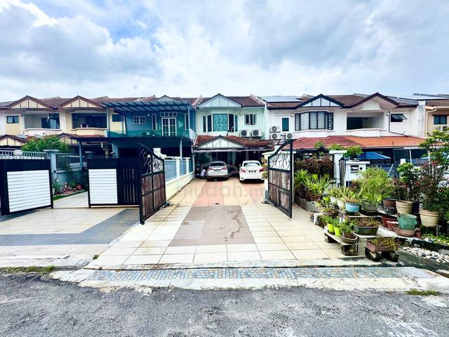 Double Storey Superlink Taman Mutiara Indah Puchong 1