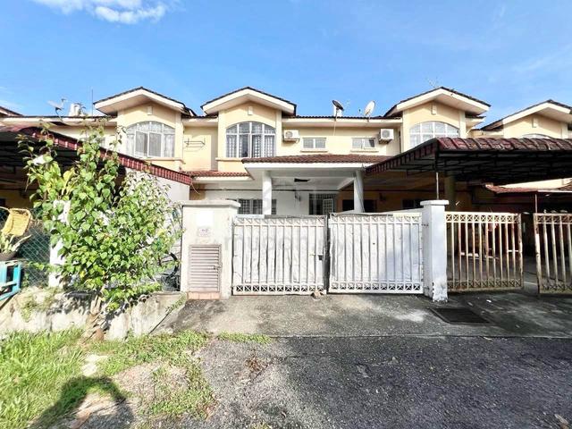 FACING OPEN! Double Storey Terrace Bandar Tasik Kesuma Fasa 8 Semenyih 1