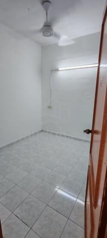 Bj court unfurnished 1