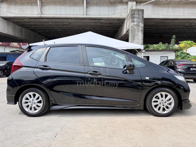 Honda JAZZ 1.5 (A) FULL SPEC LAST BATCH FULL LOAN! - 3