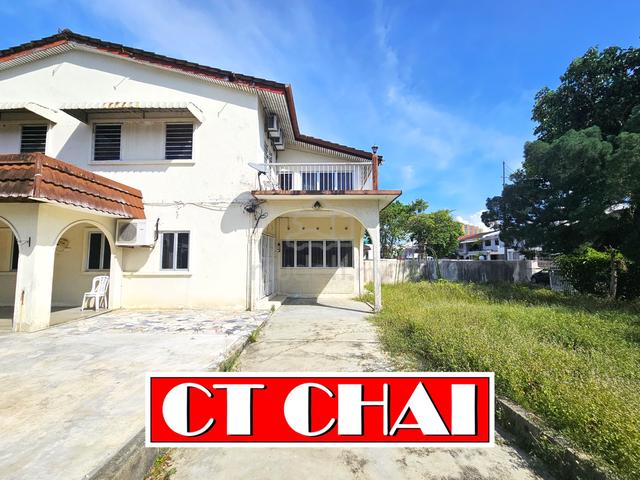 L/A: 4,048sqft 2-STY CORNER UNIT GREENLANE ISLAND PARK, GLADES 1