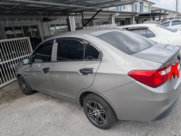 2018 Proton SAGA 1.3 STANDARD CVT MY16 BT P2-13A - 4