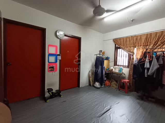 Flat PKNS Seksyen 19 Shah Alam 1