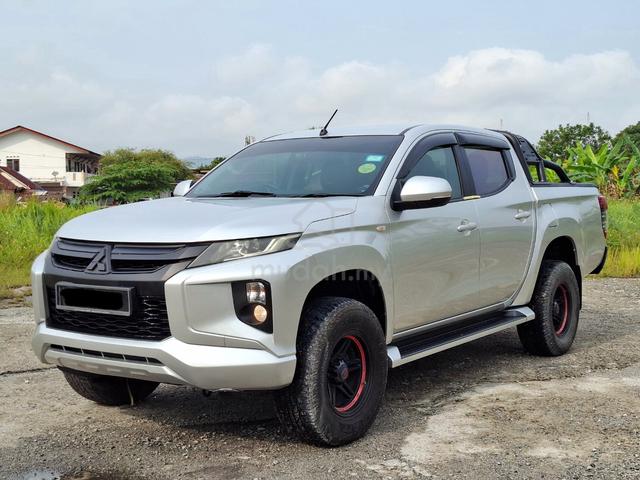 2019 Mitsubishi TRITON 2.4 VGT A/T (A) loan kedai - 1