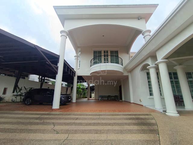 Double Storey BUNGALOW with INDIVIDUAL DESIGN Seksyen 8 Shah Alam 1