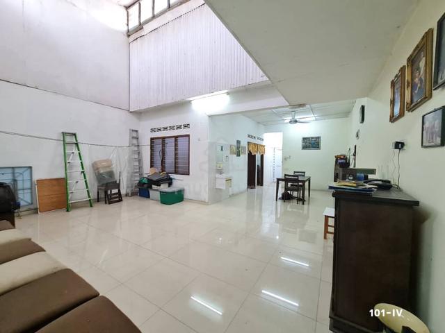 [ FULL LOAN ] RENO & EXTENDED !! 22x90 Klang Jaya Single Storey House 2