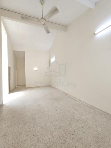 Taman Pelangi Single Storey 3Bed Partially / Giant /Low Price /CIQ JB 1