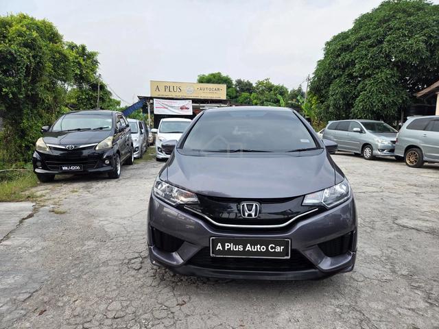 2015 Honda JAZZ 1.5 E (A) High Loan - 3