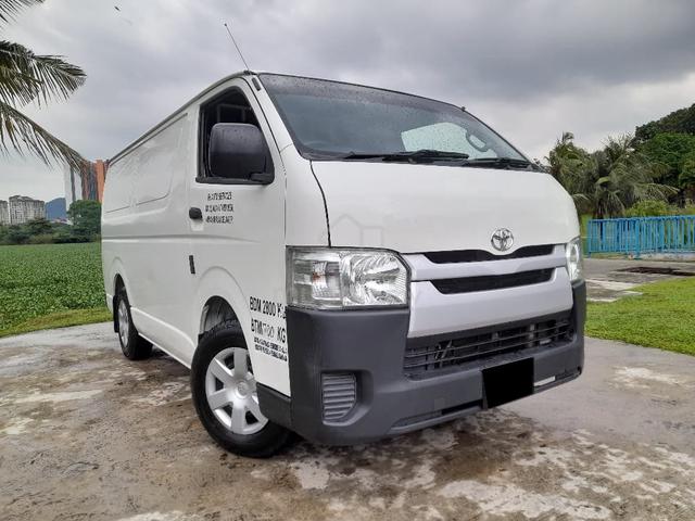 2021 Toyota HIACE 0 2.5L (M) - 2