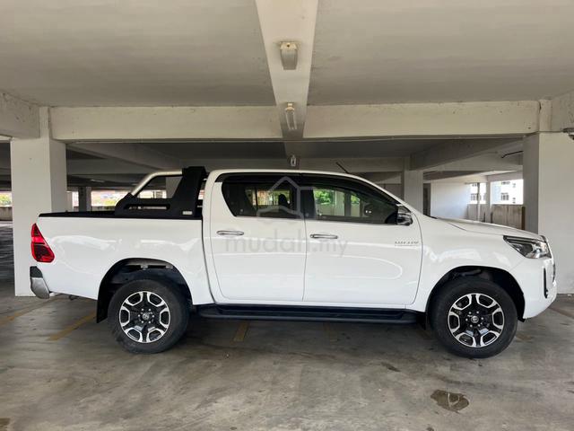 2021 Toyota HILUX 2.4 V (A)NICE CONDITION CAR KING - 2