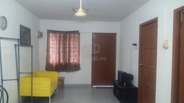 Bilik Sewa Lelaki Share, Flat Seksyen 2 Wangsa Maju, LRT Wangsa Maju. 1