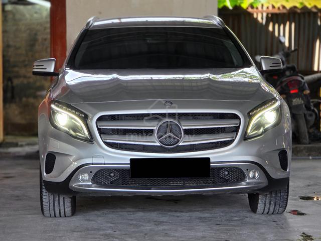 (Loan Kedai) 2014 CBU Mercedes Benz GLA200 1.6 (A) - 2