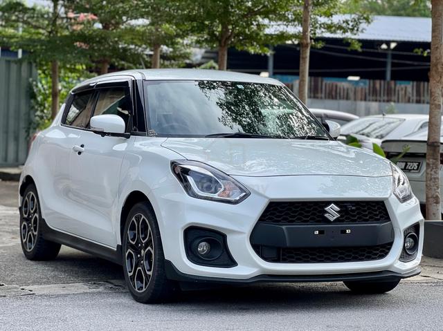 [4.5B] 2022 Suzuki Swift Sport 1.4 Manual ZC33S - 1