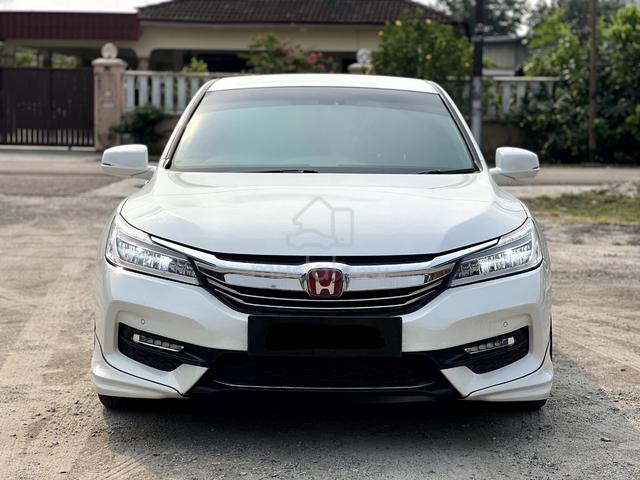 F/Service Hondaš„2017 Honda ACCORD 2.4 VTI-L - 4