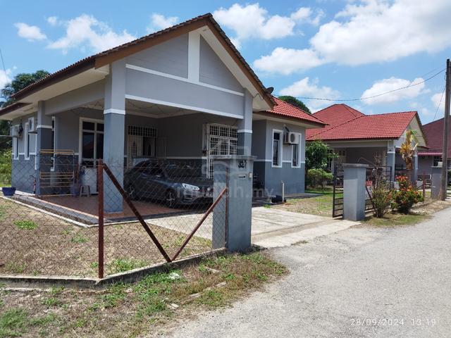 Rumah Lot Banglo di Kg But ketereh untuk dilepaskan. 1