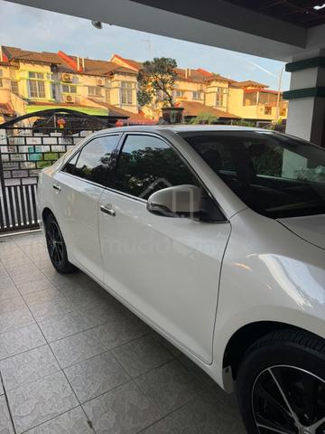 2015 Toyota CAMRY 2.5 HYBRID FACELIFT (A) - 2