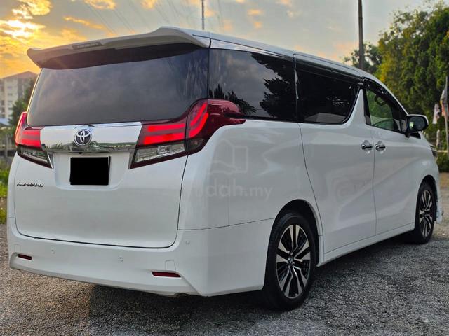 2015 Toyota ALPHARD 2.5(A)X 8 SEAT MODELISTA P/BOT - 2