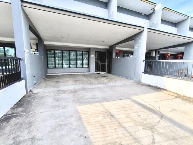 Kuching City Mall Double Storey Intermediate For Rent 1