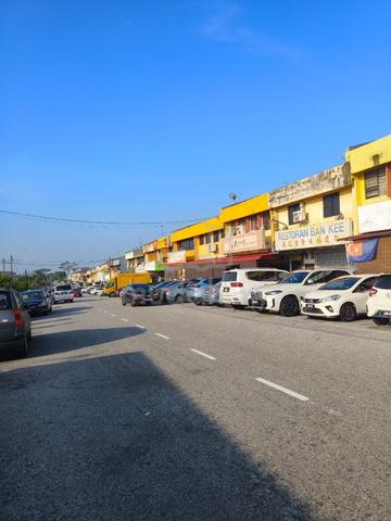 Established Business Area! 2-Storey Shoplot Unit for Sale @ Tun Aminah 1
