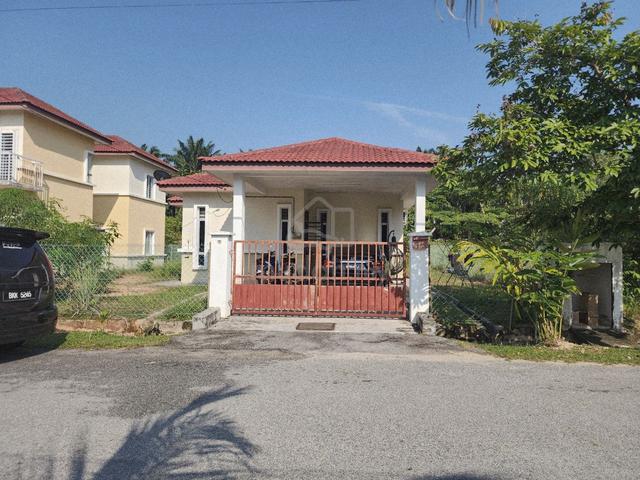 BELOW MV 💥 Bungalow Mahkota Hill Tasik Senangin Lenggeng 1