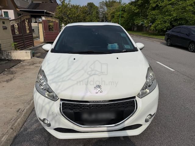 2014 Peugeot 208 1.6 VTI ALLURE (A) - 1