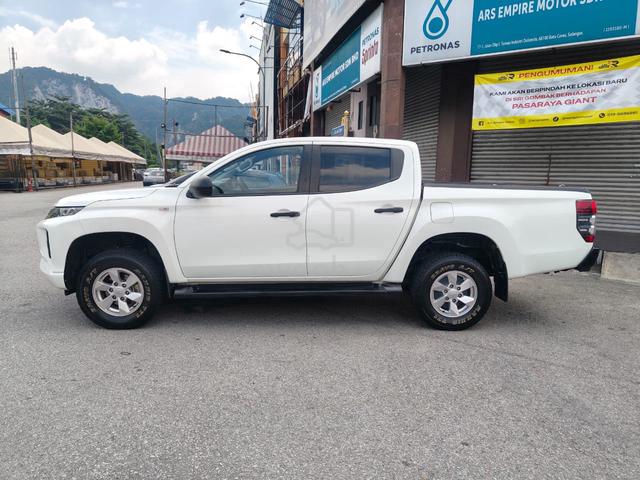 2023 Mitsubishi TRITON 2.4 VGT (A) 4X4 LOAN PENUH - 5