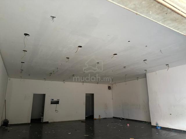 Sinsuran Shopping Complex shoplot | ground floor | Segama | KK City 1
