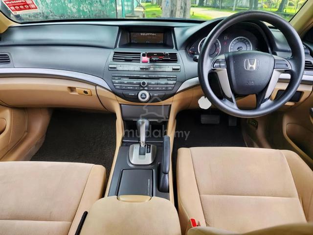 MAY 2010 HONDA ACCORD 2.0 (A) VTi TipTop 1 Owner - 5