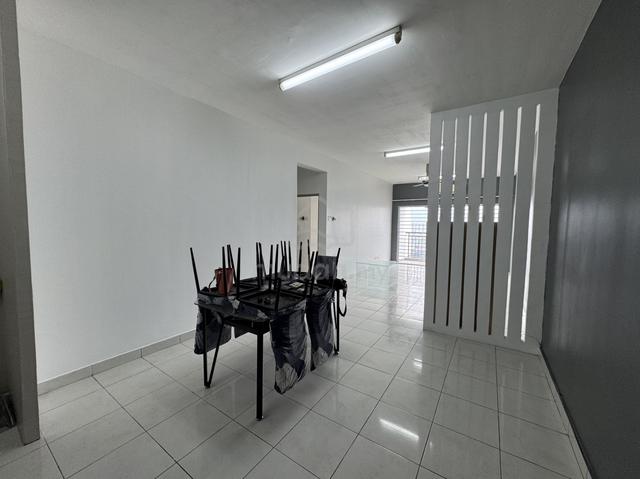 Symphony Heights (Simfoni Heights) 1