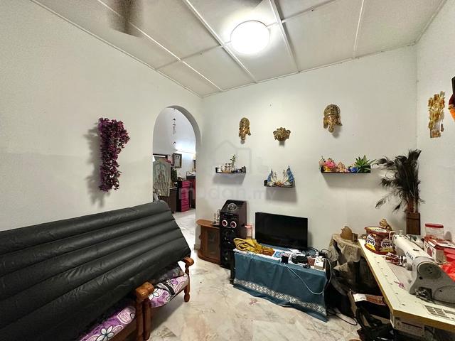 Single Storey TAMAN KENCANA Ampang [ END LOT / FACING SOUTH ] 1