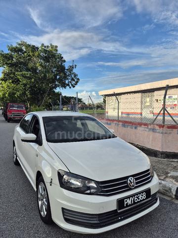 2017 Volkswagen VENTO 1.6 COMFORTLINE (A) - 2