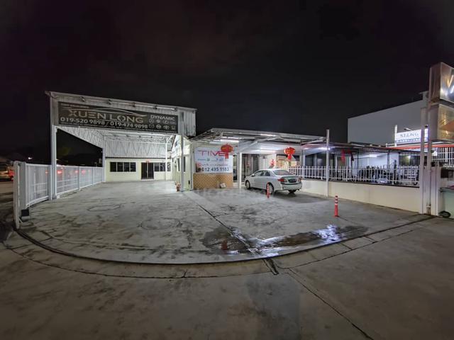 Commercial Corner Shop Lot facing main road in Jelutong / Greenlane 1