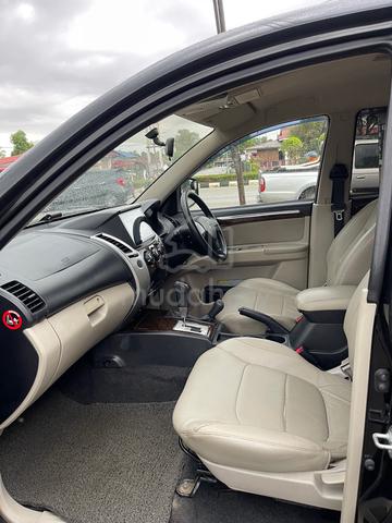 2011 Mitsubishi PAJERO 2.5 SPORT VGT KH4WGYPZR (A) - 4
