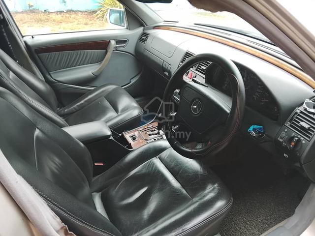 1995 Mercedes Benz 200 2.0 W123 (A) - 2