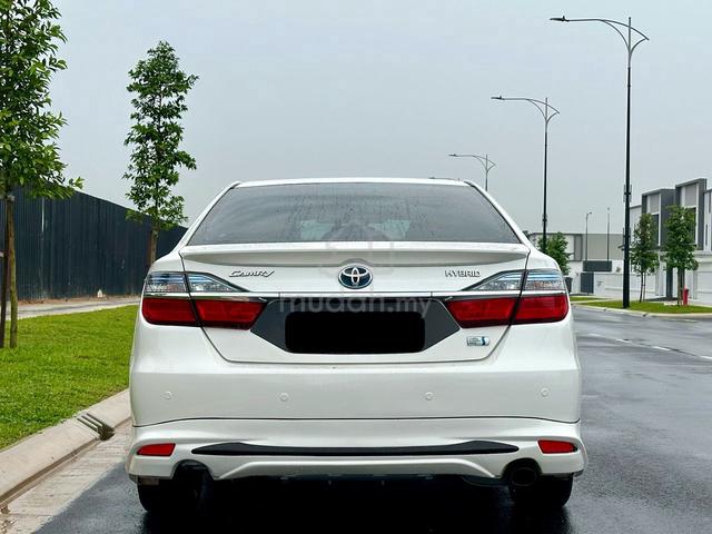 -2017 Toyota CAMRY 2.5 HYBRID LUXURY (A) Full Loan - 4