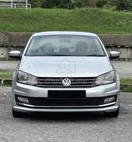2017 Volkswagen VENTO 1.2 TSI HIGHLINE TSI (A) - 2