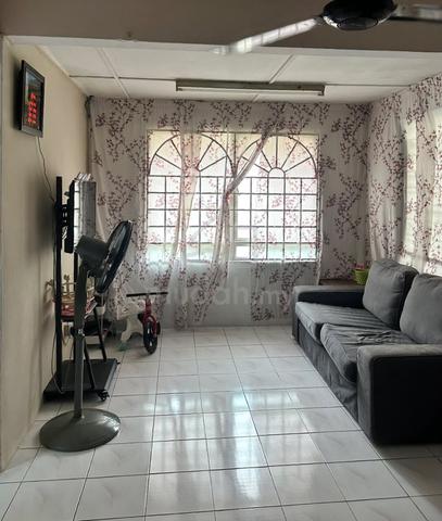 saujana apartment 1