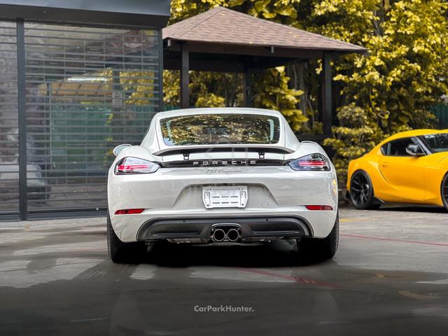2022 Porsche 718 2.0 CAYMAN - (A) Crayon Grey - 4