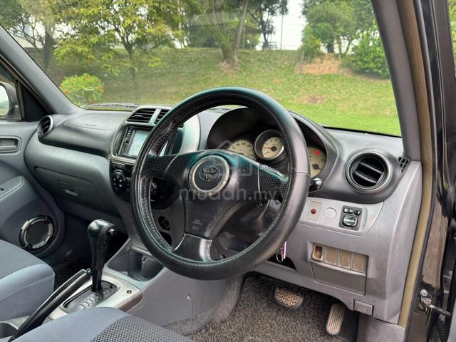 2000 Toyota RAV4 1.8 (A) On the Road - 4