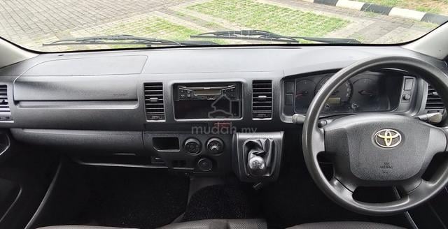 2011 Toyota Hiace 2.5 (M) Panel Van Diesel Engine - 5