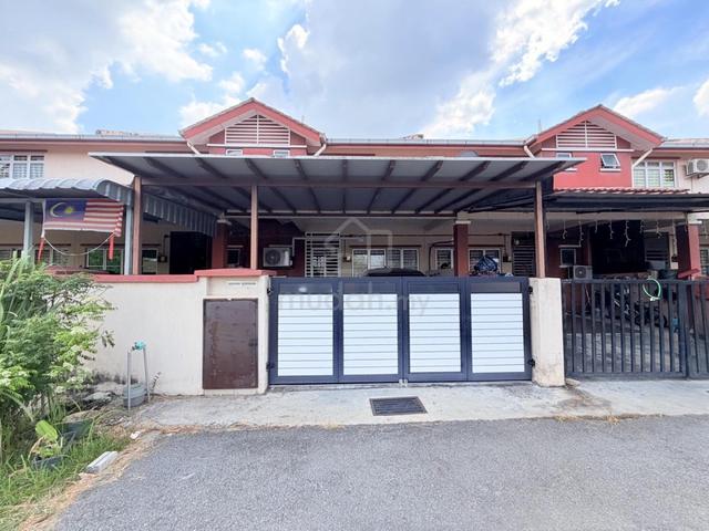 RENOVATED 4 BEDROOM 💥 Teres 1.5 Tingkat Taman Teratai Nilai 7 1
